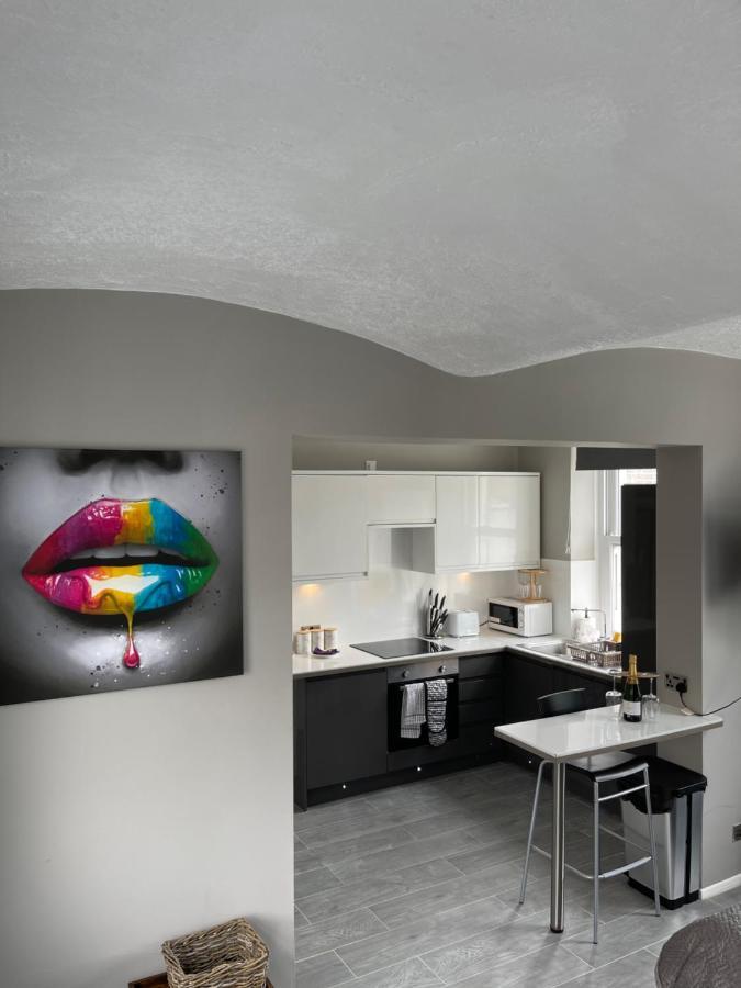 Studio In & Apartment *